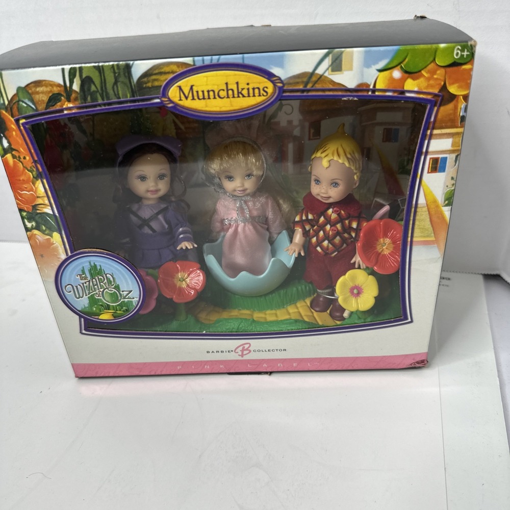Wizard of Oz Munchkins Kelly and Tommy Dolls 2006 Mattel K9413 Pink Label